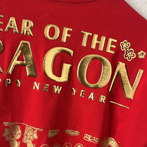 Disney Spirit Jersey Chinese Lunar New Year 2024 Red Gold Size Large - Picture 6 of 7